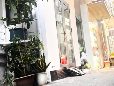 Chính chủ bán nhà 1 lầu 1 sẹc tại Nguyễn Duy Trinh - Bình Trưng 1