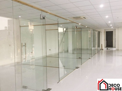 Thi công vách kính cường lực văn phòng chuyên nghiệp tại hà nội 0