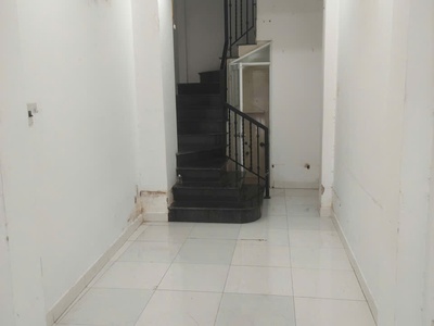 Cho thuê nhà nguyên căn Quận 3   Gần mặt tiền, giá chỉ 12 triệu/tháng 4