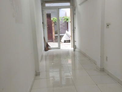 Cho thuê nhà nguyên căn Quận 3   Gần mặt tiền, giá chỉ 12 triệu/tháng 9