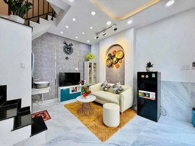 Siêu phẩm nhà 1 triệt - 2 lầu thiết kế hiện đại - Khu vực đồng bộ vip - Ngay trung tâm-Giá chỉ 2 tỷ 2