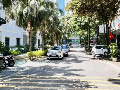 Bán nhà hoàng như tiếp- bệnh viện tâm anh, diện tích 140m, ôtô tránh, cách bệnh viện tâm anh 50m 0