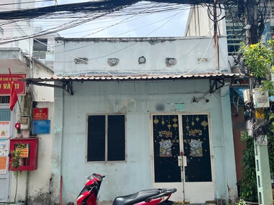 Nhà cấp 4 hẻm vip 181 đường âu dương lân p2q8 . giá: 9.2 tỷ 0