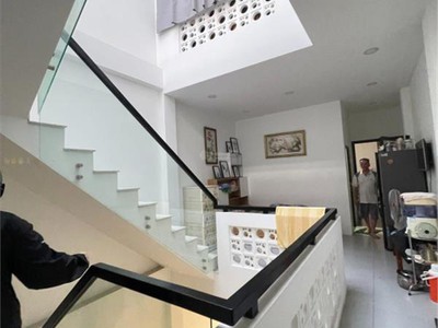 Bán nhà tân sơn nhì 76.5m  3 tầng, mới xây 1 năm giá chỉ 6 tỷ.. 2