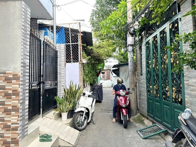 Nhà 2 tầng đường ba đình gần cầu nguyễn tri phương p9 q8 3