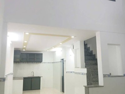 Nhà 2 tầng đúc mới tinh    sát chợ hiệp thành   48m    chỉ 3,7 tỷ tl   vào ở ngay. 1