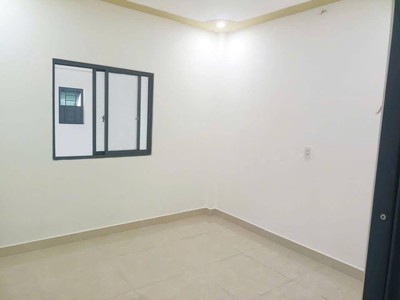 Nhà 2 tầng đúc mới tinh    sát chợ hiệp thành   48m    chỉ 3,7 tỷ tl   vào ở ngay. 4