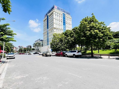 Bán nhà hoàng như tiếp- bệnh viện tâm anh, diện tích 140m, ôtô tránh, cách bệnh viện tâm anh 50m 1