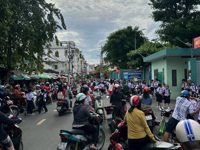 Bán nhà 4.5 tấm   mt phan thị hành, phú thọ hòa, tân phú   chỉ 9.3 tỷ 2