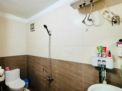 Bán nhà gác lững 60m , 2 pn   sát mặt đường trường chinh, hòa an, cẩm lệ   chỉ 2.x tỷ 3