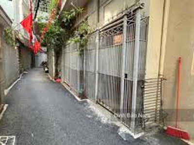 Chính chủ cần bán gấp nhà phố võng thị - tây hồ để vào sài gòn định cư  45m2 lô góc giá 13,9 tỷ 2