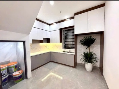 Siêu rẻ - nhỉnh 6 tỷ - 42m - bán nhà ngọc thụy, long biên   ô tô đỗ sát.nhà, gần trường việt pháp 2