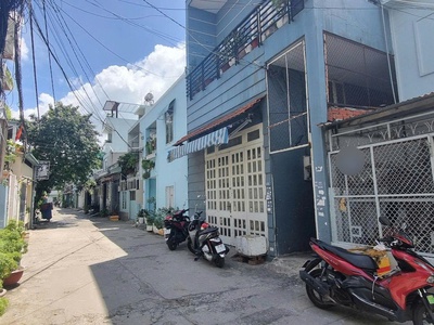 Hẻm 5m thông trường chinh, q.12-  3 tầng 7pn, 7wc - 6.3x15 - kdc an ninh gần chợ - nhỉnh 7 tỷ 1