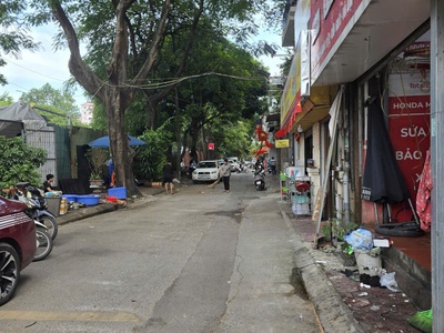 Cần cho thuê nhà hoàng quốc việt, cầu giấy, ô tô, kinh doanh, ở tốt. 1