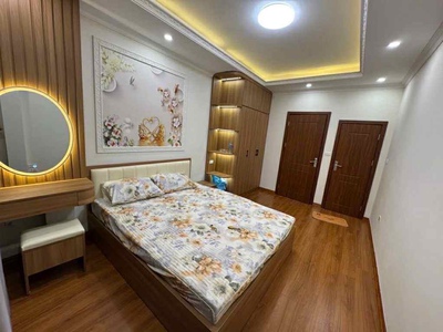 Văn cao dt 25m x5 tầng chỉ 6,5 tỷ-70m ra phố,full nội thất đẹp,5p ra hồ tây 0
