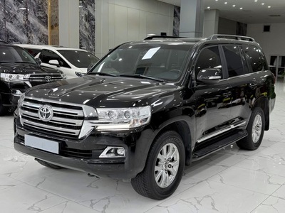 Bán Toyota Land Cruiser 4.6V8 sản xuất 2019. Xe quá mới. 5