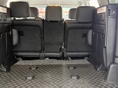 Bán Toyota Land Cruiser 4.6V8 sản xuất 2019. Xe quá mới. 10