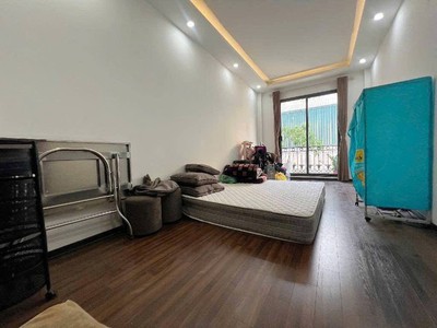 Bán Gấp Nhà 20 Phố Ngọc Lâm, Long Biên, 36m2, 5 Tầng, Phân Lô, Ô Tô, Full đồ 4