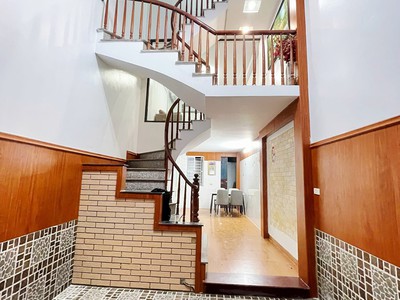 Chính chủ cần bán nhà mới xây quan nhân   thanh xuân dt 30m - 5 tầng   giá 6,7 tỷ 0