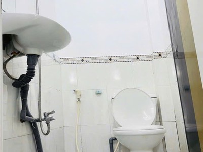 Nhà vuông 2 tầng hxh 56m2, nở hậu   thống nhất gv 1