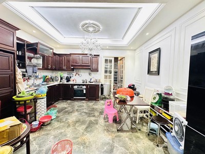Nhà hồ tùng mậu 6 tầng, 6 phòng ngủ, 65m2, 2 thoáng, ô tô tránh 3