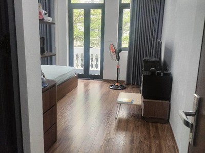 Nhà phú diễn 63m , 6 tầng, 5pn   ô tô tránh, 2 thoáng, ngõ to hơn phố 3