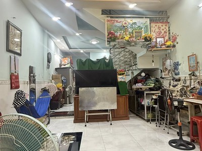 Nhà 1 sẹc lê thị riêng thới an 48m2 2 tầng 2 tỷ 850 còn bớt. 1