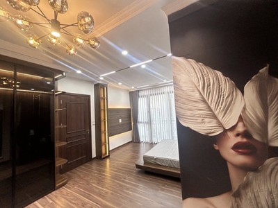 Kim mã   nhà đẹp 50m, 6 tầng thang máy, an cư lý tưởng   giá nhỉnh 14 tỷ 2