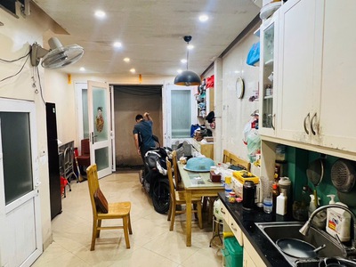 Vừa tầm tiền khu vực đống đa, 5 tầng nhỉnh 8 tỷ 0
