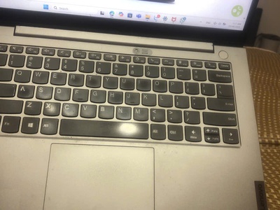 Bán lenovo 11th GenIntel R Core TM  i5-1135G7  2.40GHz 14inch 0