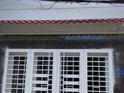 Nhà 3 tầng gần biển hòn xện   đối diện điện lực vĩnh hải, giá chỉ 4,5 tỷ 1