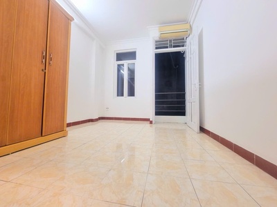 Thụy khuê 31m giá 8,3 tỷ ngõ rộng,2 thoáng,dân xây,cách phố 15m,nở hậu đẹp 3