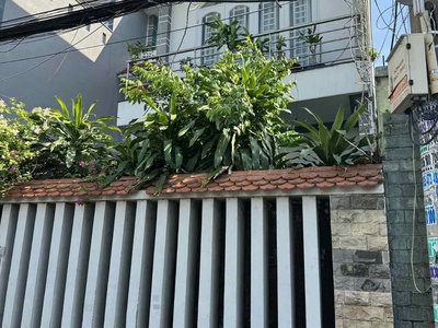 Biệt thự phố 8x17m 3tầng 6PN hẻm xe hơi Trưng Vương 3, Hóc Môn 1