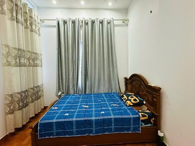 Nhà Chợ Hàng mới, ngõ nông, sân cổng riêng, dân xây độc lập, 76m2 - 3,5 tầng giá chỉ hơn 3 tỷ 6