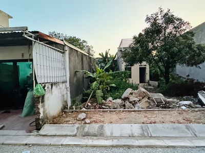 Đất mặt đường An Dương 1 nối dài  gần tàu thuỷ Thành Long , đường siêu rộng, 70m2 giá chưa đến 3 tỷ 1