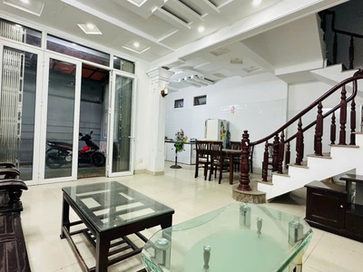 Nhà Chợ Hàng mới, ngõ nông, sân cổng riêng, dân xây độc lập, 76m2 - 3,5 tầng giá chỉ hơn 3 tỷ 1