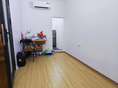 Vị trí hiếm-mặt ngõ Lý Quốc Sư-30M 5T-sổ đẹp-tiện ích ngập tràn-gần Nhà Thờ Lớn-ở luôn 0