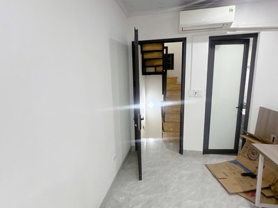 Mặt phố Xã Đàn 5 tầng vỉa hè đá bóng 3