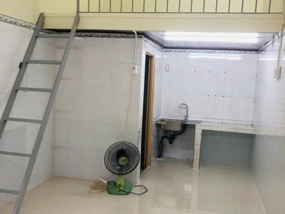 Nhà vuông 2 tầng hxh-15m 42m2   phan huy ích gò vấp 2