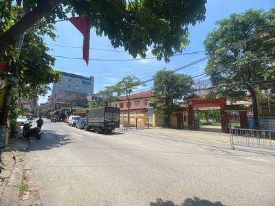 Bán nhà chính chủ - đường ô tô tránh, phù hợp đầu tư kinh doanh 2