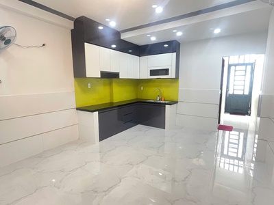 Cho thuê nhà mặt tiền tỉnh lộ 10   vị trí vàng kinh doanh 2