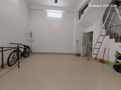 Cho thuê nhà nguyên căn xuân đỉnh, bắc từ liêm, 35m2, mt5, 5t, 3n, vskk, 13 tr/tháng. 4