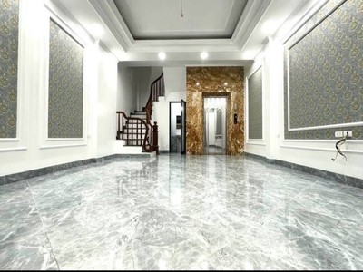 Bán nhà lô góc   trường lâm, việt hưng, 43m, 6 tầng, gara, thang máy lô góc, 2 mặt thoáng, ngõ 1