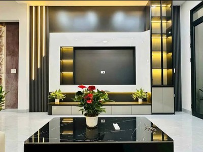 Hơn 7 tỷ - 40m - bán nhà dân xây ngọc thụy, long biên, ô tô đỗ cửa, gần việt pháp, khai sơn 1