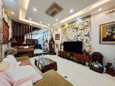 Bán liền kề dịch vọng, cầu giấy, 50m2, 5 tầng, ô tô đỗ cửa, nhà đẹp, giá tốt 0