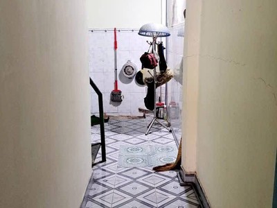 Nhà trệt lửng đẹp mới   58m    hẻm xe hơi   sát hiệp thành city   30m ra trần thị hè 4