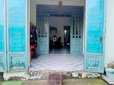 Nhà trệt lửng đẹp mới   58m    hẻm xe hơi   sát hiệp thành city   30m ra trần thị hè 0