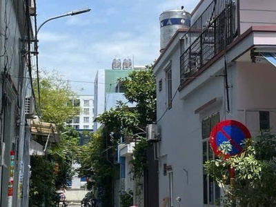 Hiếm. tt sơn trà- gần nguyễn văn thoại, 3p biển mỹ khê- 75m, c4 có gác- kiệt nhựa oto đổ cửa chỉ 0