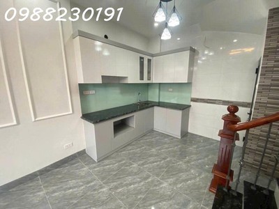 Bán nhà ngũ nhạc hoàng mai 32m2 5 tầng full nội thất gần ô tô tránh giá nhỉnh 5 tỷ 1