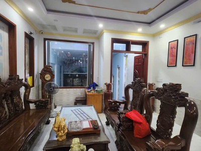 Mặt tiền kinh doanh đỉnh - nhà 5 tầng có hầm - vị trí đắc địa - 122m2 5x25m  - tp dĩ an - kế thủ 2